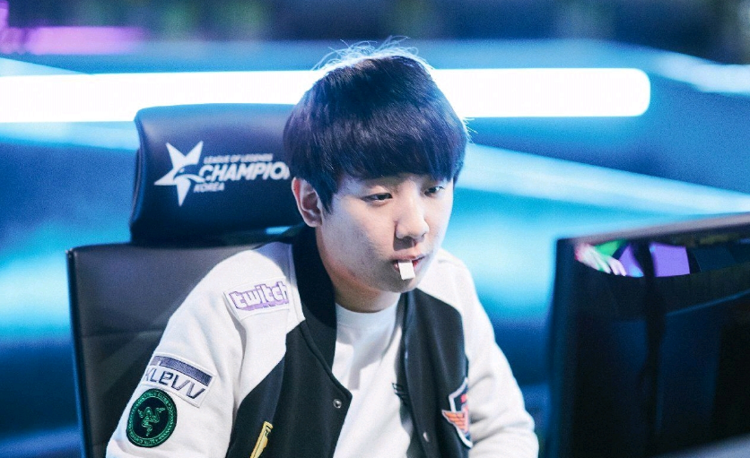 负的关键 负的关键