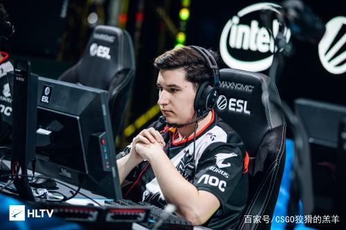 季在攻防两 季在攻防两