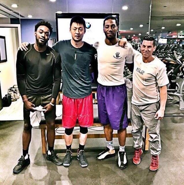 轰炸机少年 轰炸机少年